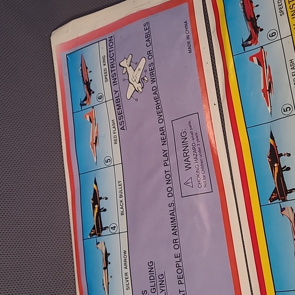 "Air-Aces" High-Performance Super Glider Airplanes Red Flash & Silver Arrow - Picture 6 of 8